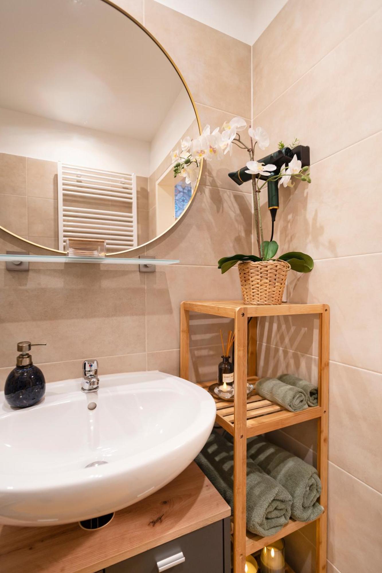 Premium Apartment Inspiriert Von Marilyn Monroe-Bremen City Center Dış mekan fotoğraf